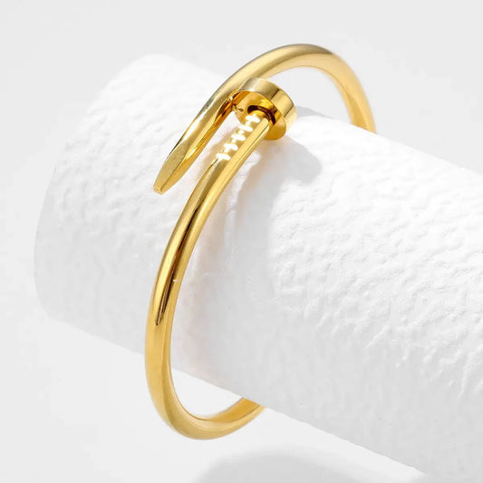 Timeless Nail Gold Bracelet